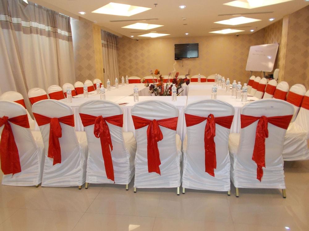 Best Western Tirupati Exterior foto